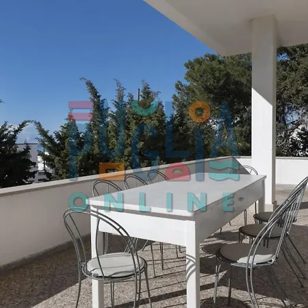 Li Curiosi Puglia On Line Apartmán *