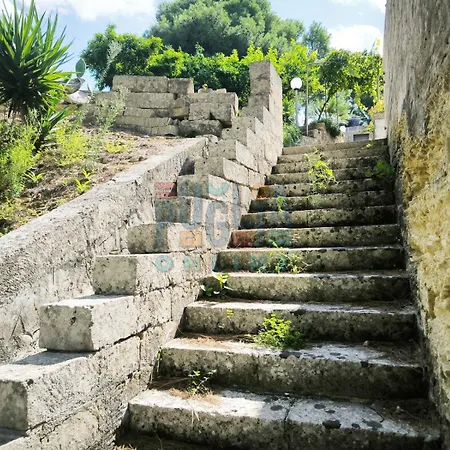 Li Curiosi Puglia On Line Apartmán