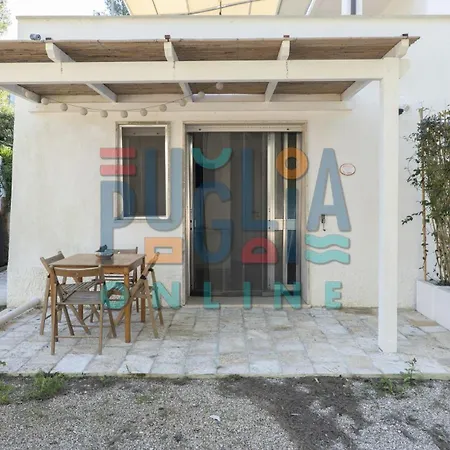 Li Curiosi Puglia On Line Apartament *