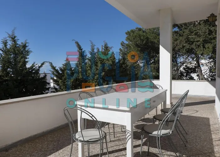 Li Curiosi Puglia On Line Apartament *