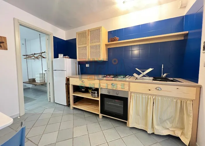 Li Curiosi Puglia On Line * Torre Vado