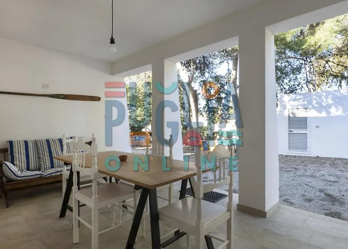Li Curiosi Puglia On Line Apartament *