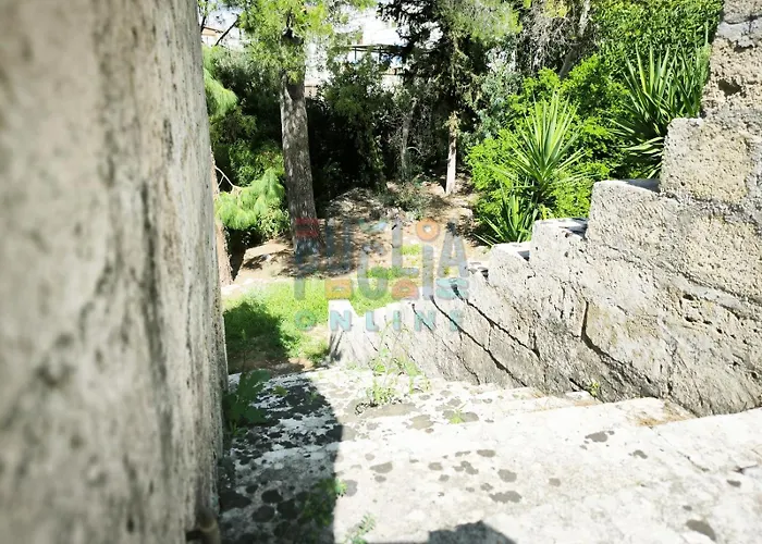 Li Curiosi Puglia On Line